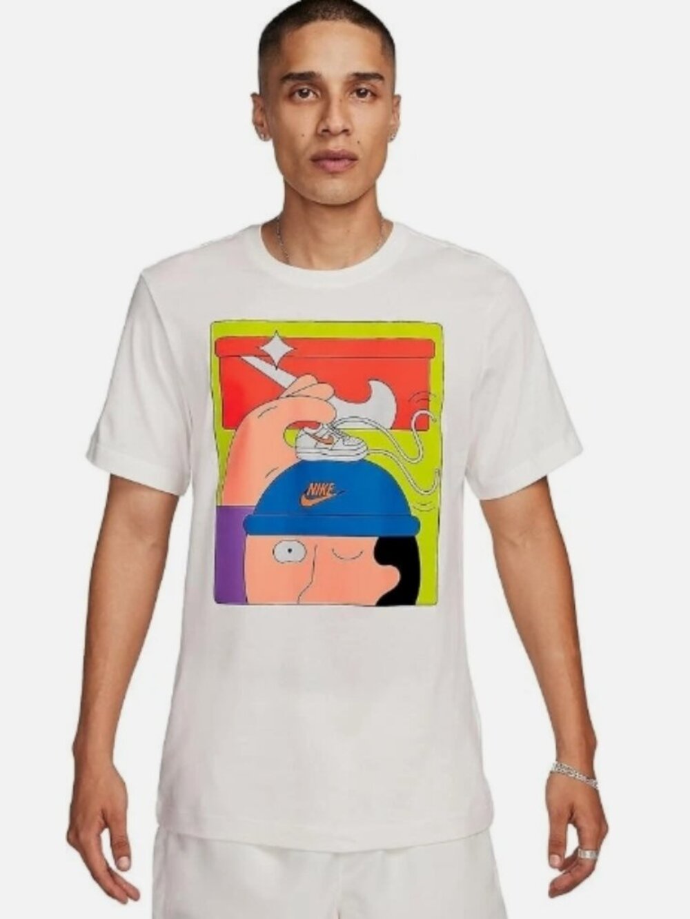 Nike Sportswear Men's Graphic Short Sleeve T-Shirt (Sail) Size Large